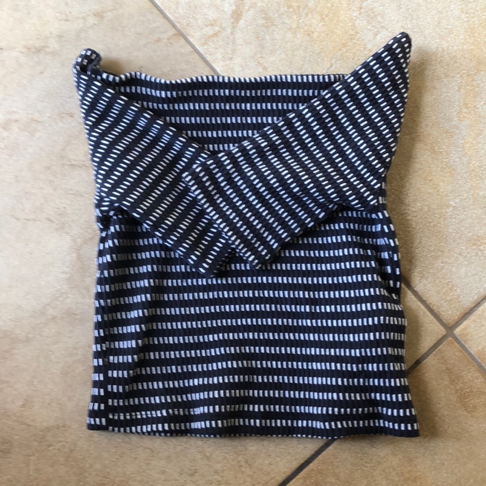 Off the shoulder crop - Picture 2 of 2